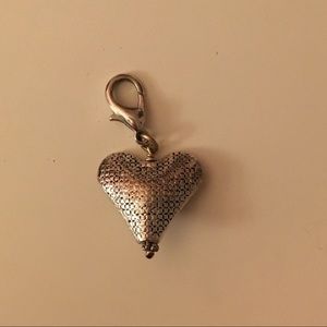 Jewel Kade silver heart necklace drop.